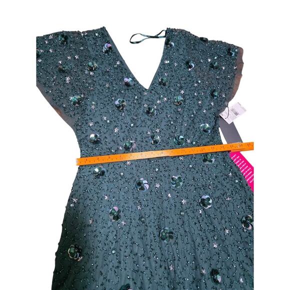 *NEW* Adrianna Papell Beaded Flutter Dress beaded V-neck Fit & Flare. SZ-6 - Picture 5 of 5